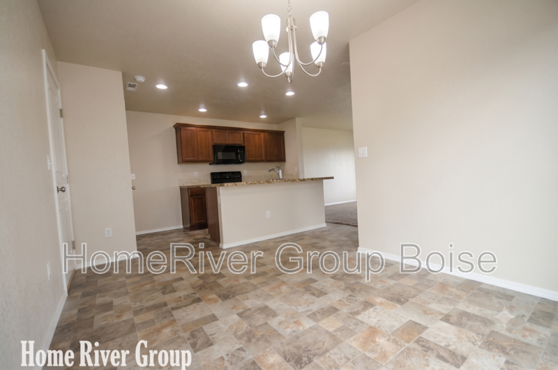 Charming Craftsman Home Near Community Pool and Park! property image