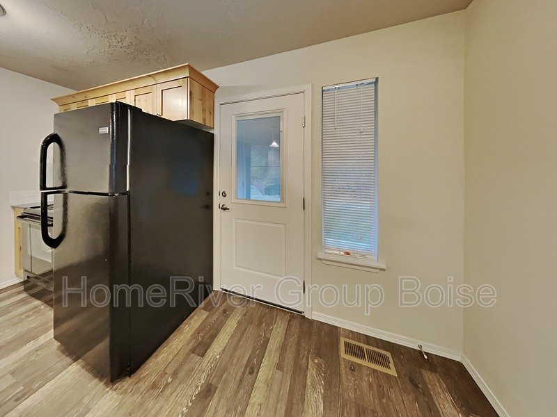 Apply Today! 1322 S Edgewater Cir Apt 102 Nampa, ID 83686 property image