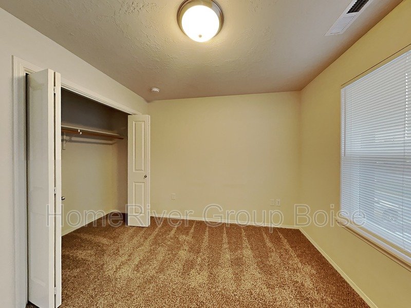 Apply Today! 1322 S Edgewater Cir Apt 102 Nampa, ID 83686 property image