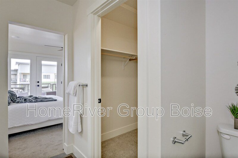 Apply Today! 437 E Trackstand Ln. property image