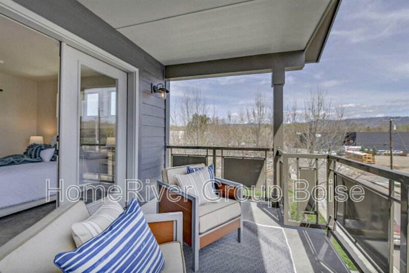 Apply Today! 437 E Trackstand Ln. property image