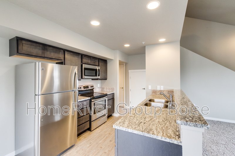 Pet-Friendly! 944 E Wandering Ln Apt 102 Kuna, ID 83634 property image