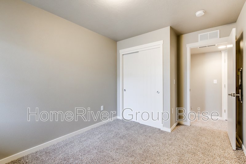 Pet-Friendly! 944 E Wandering Ln Apt 102 Kuna, ID 83634 property image