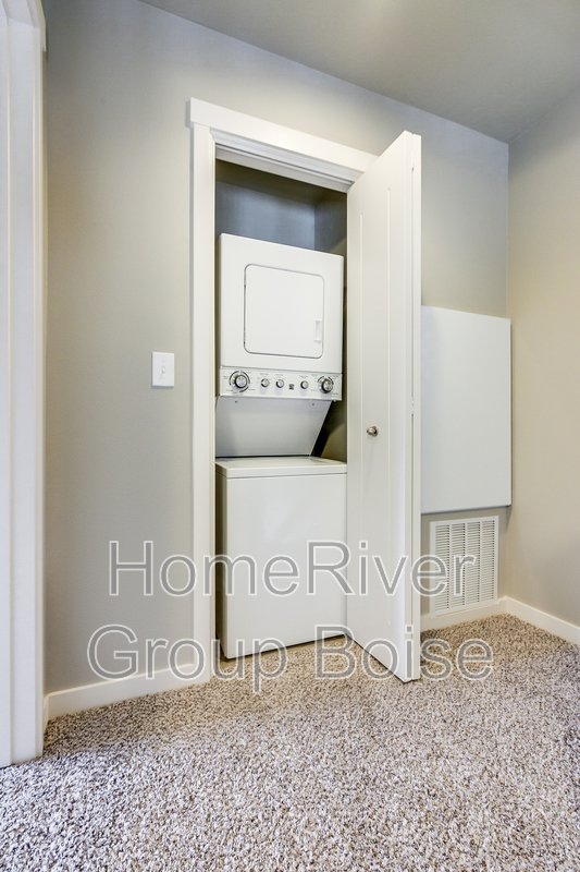 Pet-Friendly! 944 E Wandering Ln Apt 102 Kuna, ID 83634 property image