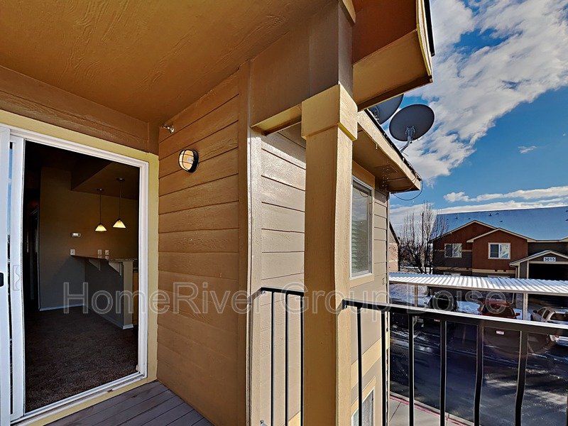 Beautiful 2 Bed / 2 Bath Apartment in Prime Meridian Location! property image
