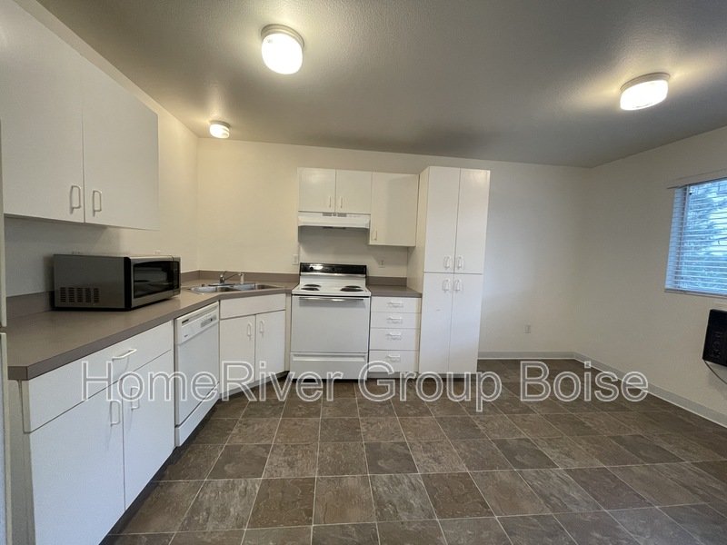 Pet-friendly! Apply Today! 6973 W Susan Ln Apt 201 Boise, ID 83704 property image