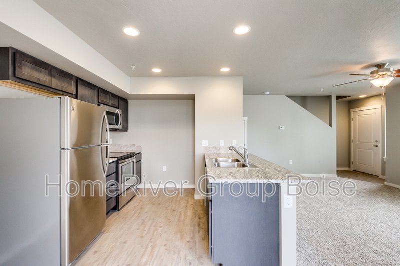 Apply Today! 928 E Wandering Lane Apt 103, Kuna, ID 83634 property image