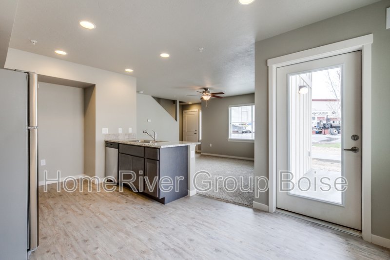 Apply Today! 928 E Wandering Lane Apt 103, Kuna, ID 83634 property image