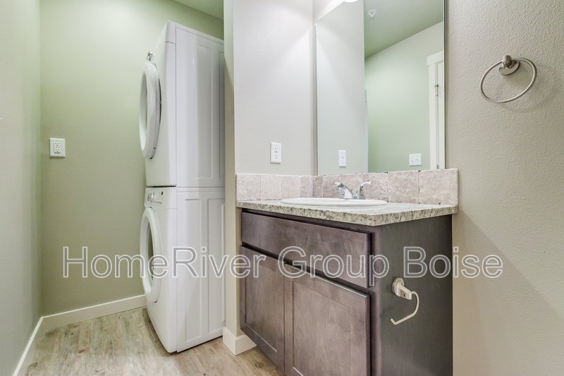 Apply Today! 928 E Wandering Lane Apt 103, Kuna, ID 83634 property image