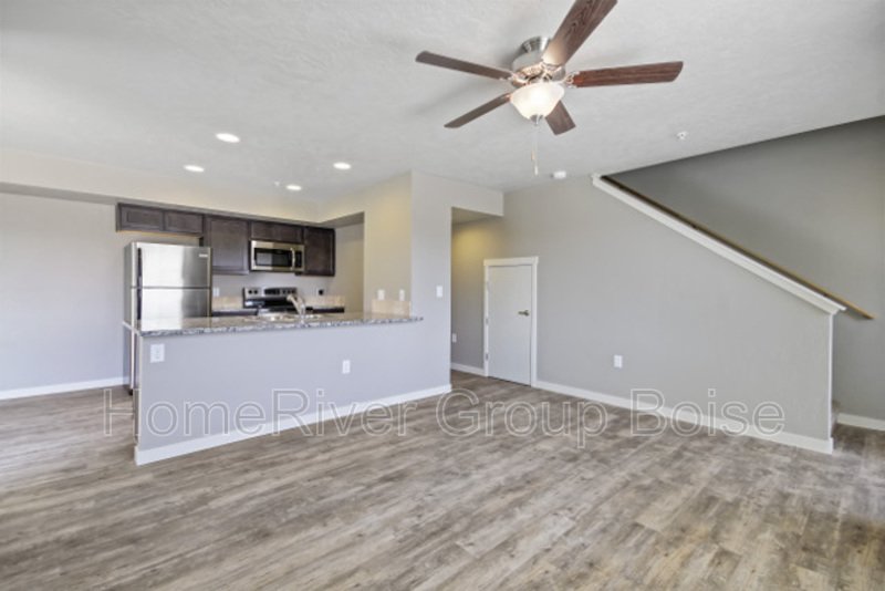 Apply Now!! 835 E Wandering Ln 103 Kuna, ID 83634 property image