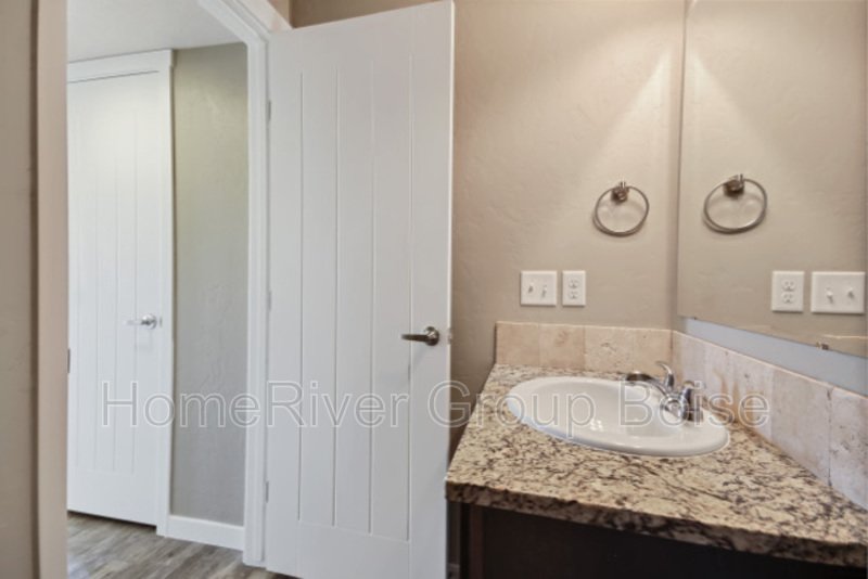 Apply Now!! 835 E Wandering Ln 103 Kuna, ID 83634 property image