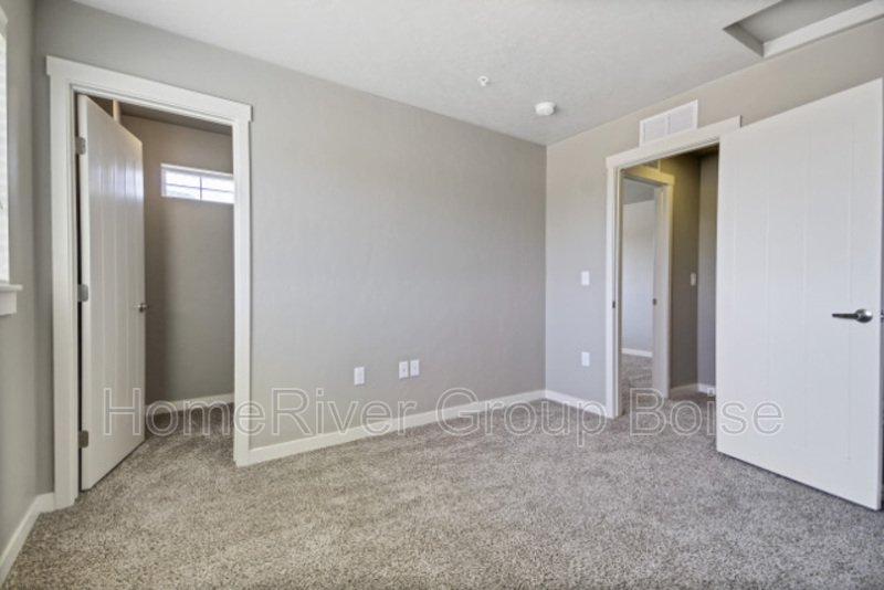 Apply Now!! 835 E Wandering Ln 103 Kuna, ID 83634 property image