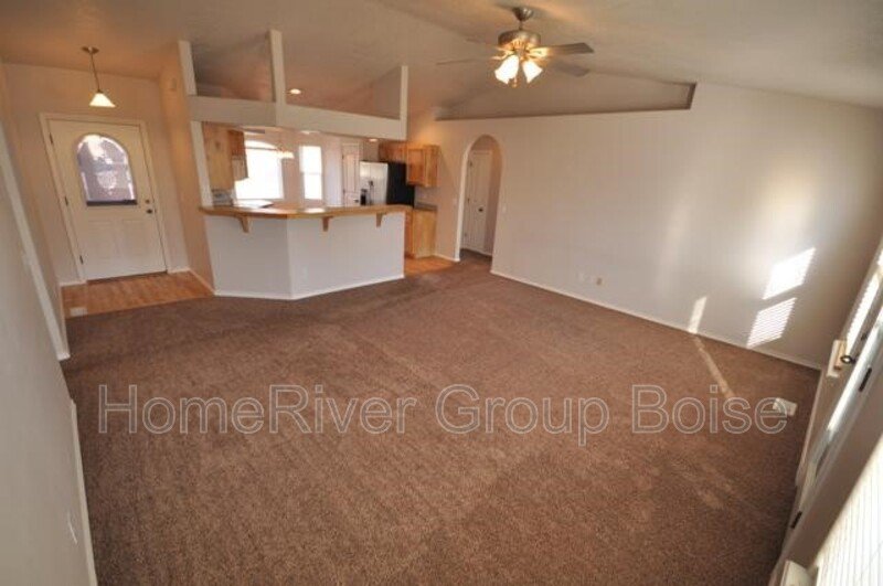 Apply Today! 1309 W Crenshaw St property image