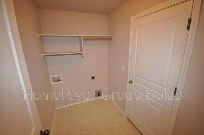 Apply Today! 1309 W Crenshaw St property image