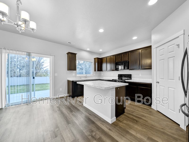 Apply Now!! 2643 W SNYDER ST, MERIDIAN ID 83642 property image