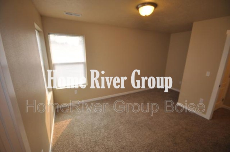 Apply Today! 6246 S Zither Ave 102 Boise, ID 83709 property image