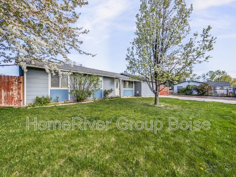 Apply Now! 98 N Venice St Nampa ID 83687 property image