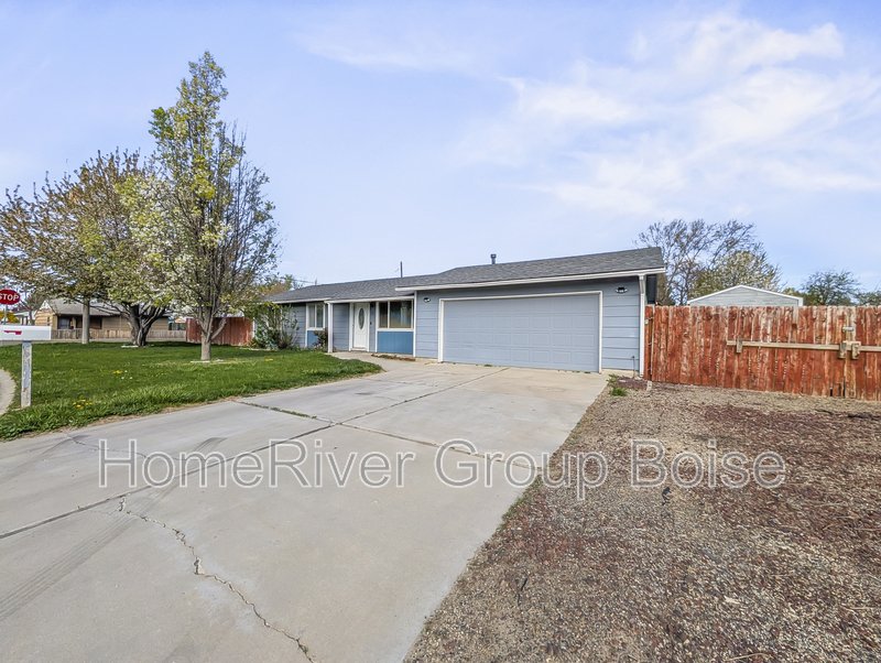 Apply Now! 98 N Venice St Nampa ID 83687 property image