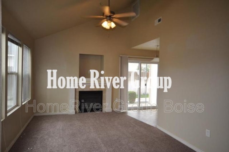 Apply Now! 1557 Garland St Unit 4 Nampa, ID 83686 property image