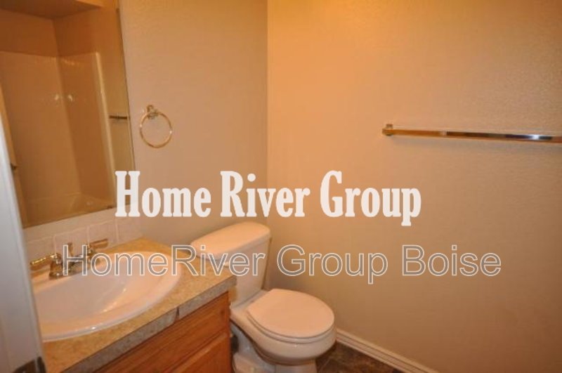 Apply Now! 1557 Garland St Unit 4 Nampa, ID 83686 property image