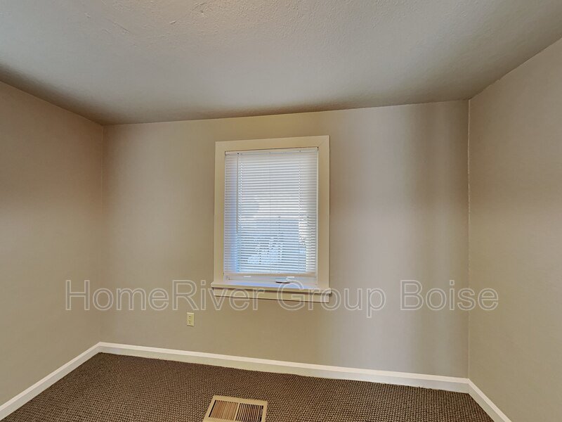 Apply today! 2688 Grover Ct Boise, ID 83705 property image