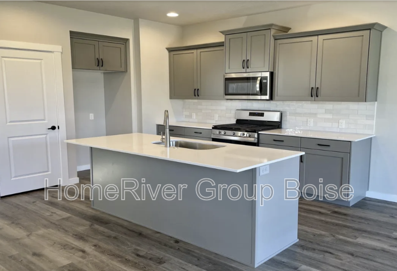 Apply Today! 2150 S Defio Pl Meridian ID 83642 property image